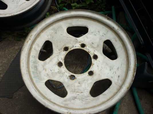 กะทะ 6 รู ราคาธงฟ้า กะทะ 6 รู ราคาธงฟ้า