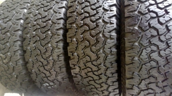 ยาง  BF 265-75-16 ปี 10