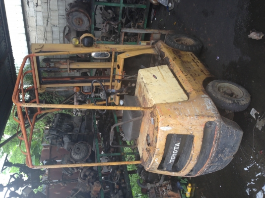 รถยก 700 kg ติดแก็สหยัดสุดๆ