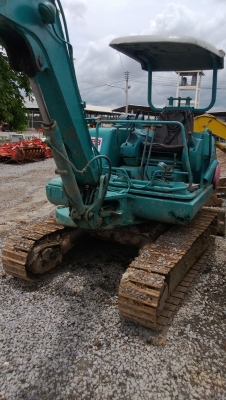 ลดราคาพิเศษ จองวันงาน ลดไปเลย 30,000 บาท KOMATSU PC30-7 เก่าไทย ขายตามสภาพนะครับ