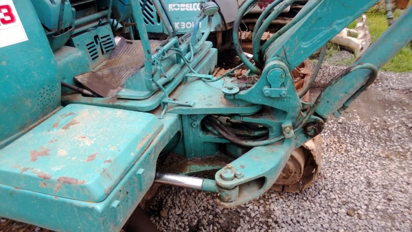 ลดราคาพิเศษ จองวันงาน ลดไปเลย 30,000 บาท KOMATSU PC30-7 เก่าไทย ขายตามสภาพนะครับ