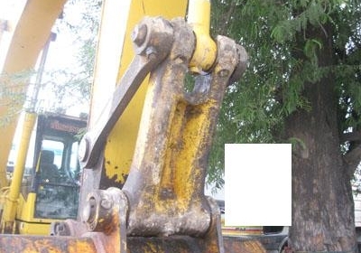 ขาย Komatsu PC 200-7 เอกสารอินวอยล์ ไฟ้ฟ้าครบแอร์เย็น โทร 088-4501277