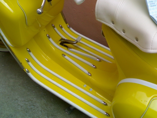 ขายเวสป้า150 สีเหลือง- อิตาลี/ทะเบียนโอน+ภาษีเต็ม