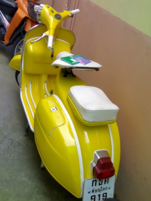 ขายเวสป้า150 สีเหลือง- อิตาลี/ทะเบียนโอน+ภาษีเต็ม