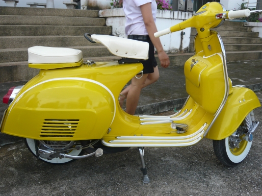 ขายเวสป้า150 สีเหลือง- อิตาลี/ทะเบียนโอน+ภาษีเต็ม