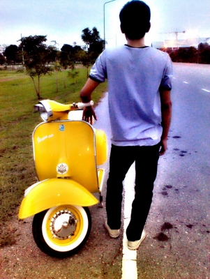 ขายเวสป้า150 สีเหลือง- อิตาลี/ทะเบียนโอน+ภาษีเต็ม