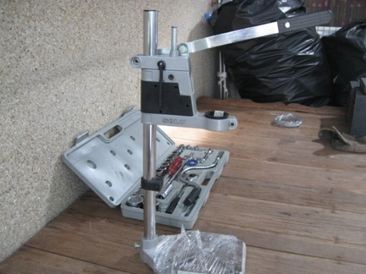 ขายแท่นจับสว่านมือเป็นสว่านแทน SOLO