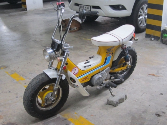 ร้อนแล้วขายด่วน !ชาลีเท่ๆ &ldquo;เตี้ย ล้อโต&rdquo; สไตล์จิ๊กโก๋ยุ่น เครื่องดรีม100 วิ่งกระจาย กทม.