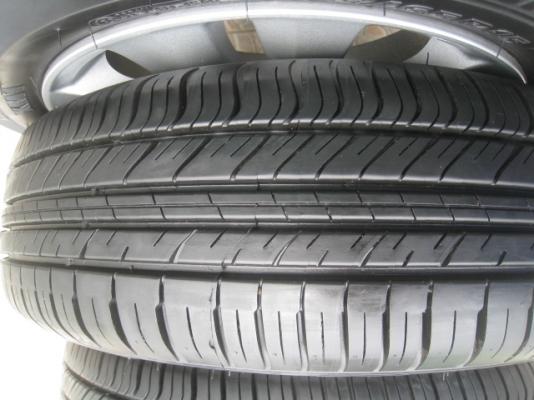 ขายล้อแม็ก Honda city ป้ายแดง 15"x5.5" et45 4รู100 + ยางปี 2213 (081-3747940)