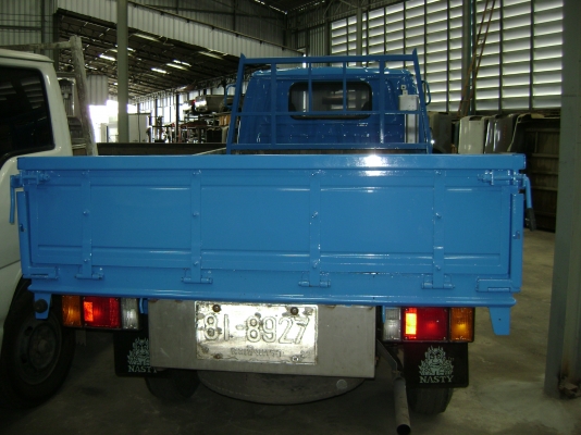 ขายด่วน!  รถ ISUZU NKR 4 ล้อ