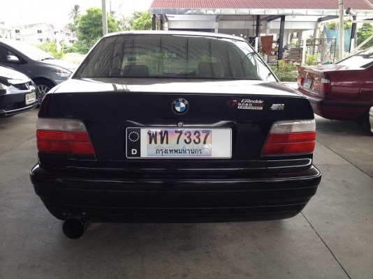 ถูกๆๆเลยค่ะขายด่วน รถ BMW IA/4 ปี1992 สีดำ รถสวยสภาพพร้อมใช้ภายนอกภายในโอเคเลยค่ะ