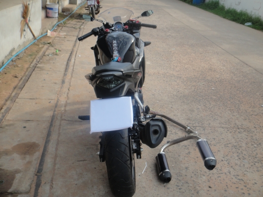 ขายดาวน์ HONDA CBR 250 สีดำท่อคู่