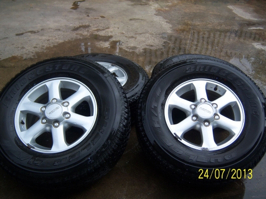 แม็กซ์ พร้อมยาง 265 70 16 ปี10