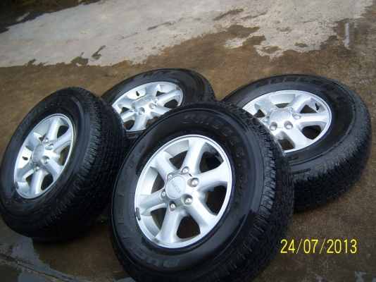 แม็กซ์ พร้อมยาง 265 70 16 ปี10