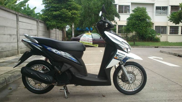 ขายด่วน Click ยางใหม่ สวยๆ พร้อมใช้งานได้เลย ครับ