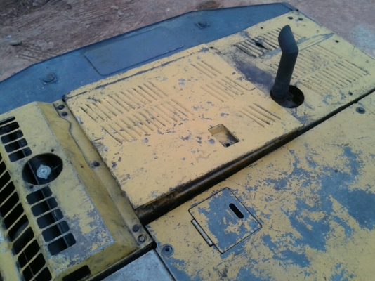 KOMATSU PC 200 รุ่น 5 คอนโทรลสั้น เก่านอกนำเข้า ไฟฟ้าเต็ม แอร์เย็น แทรค80 เครื่องเดิม ปั้มเดิม เล่มทะเบียนพร้อม KOMATSU PC 200 รุ่น 5 คอนโทรลสั้น เก่านอกนำเข้า ไฟฟ้าเต็ม แอร์เย็น แทรค80 เครื่องเดิม ปั้มเดิม เล่มทะเบียนพร้อม