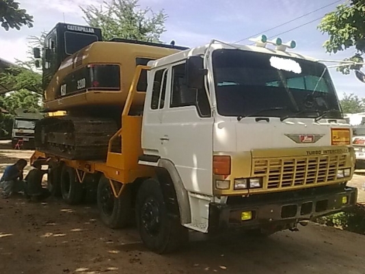 ขายเทเลอร์12ล้อ2เพลา HINO 260แรงม้า สภาพสวยพร้อมใช้ ติดต่อได้ที่คุณ อ๊อฟ พิจิตร 086-737-9991