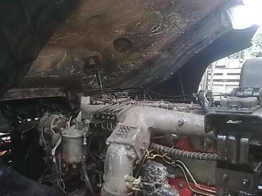 ขายเทเลอร์12ล้อ2เพลา HINO 260แรงม้า สภาพสวยพร้อมใช้ ติดต่อได้ที่คุณ อ๊อฟ พิจิตร 086-737-9991