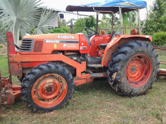 รถไถนา  M 5000