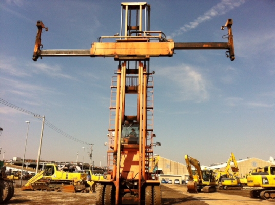 ** สินค้าเข้ามาแล้วนะค่ะ ใครอยากจะดูสินค้าตัวจริง ติดต่อมาด่วนนะค่ะ !! รถอยู่ที่ท่าเรือแล้วค่า ^^ ** รถยกตู้ KOMATSU ขนาด 23 ตัน นำเข้าจากญี่ปุ่นโดยตรง เอกสารนำเข้ามีพร้อม สนใจและขอรายละเอียดเพิ่มเติม ได้ที่ 083-0620223 ^^ ** สินค้าเข้ามาแล้วนะค่ะ ใครอยากจะดูสินค้าตัวจริง ติดต่อมาด่วนนะค่ะ !! รถอยู่ที่ท่าเรือแล้วค่า ^^ ** รถยกตู้ KOMATSU ขนาด 23 ตัน นำเข้าจากญี่ปุ่นโดยตรง เอกสารนำเข้ามีพร้อม สนใจและขอรายละเอียดเพิ่มเติม ได้ที่ 083-0620223 ^^