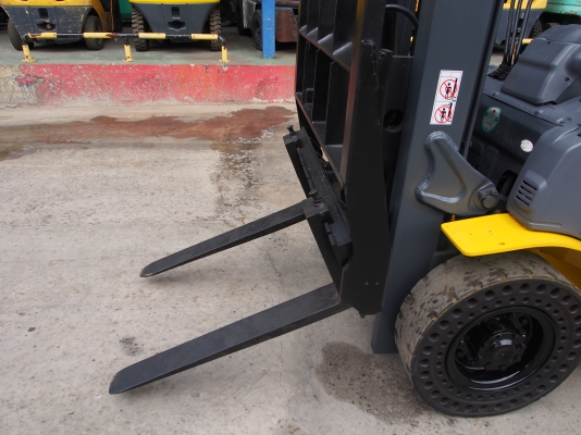 ***ขายด่วน***KOMATSU FG25-16 เสา 4 เมตร ฮิ้ง :สนใจติดต่อ083-062-0223 ***ขายด่วน***KOMATSU FG25-16 เสา 4 เมตร ฮิ้ง :สนใจติดต่อ083-062-0223