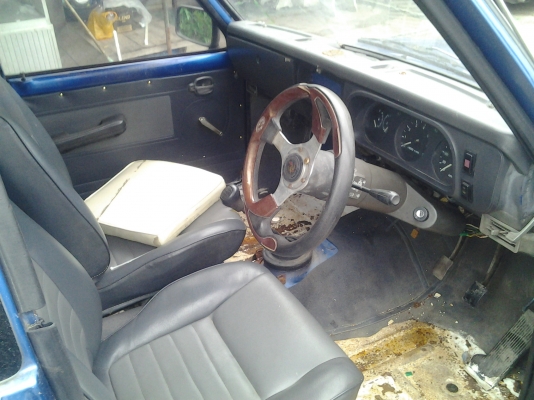 MAZDA แฟมมี่เรีย เครื่องดี ช่วงล่างแน่น ติดแก็สเรียบร้อย