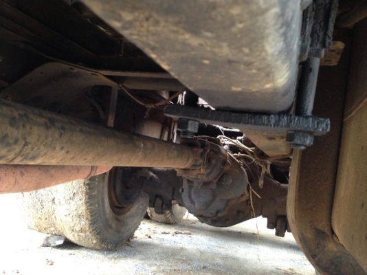 ขาย 10ล้อ2เพลาท้ายลาด ยี่ห้อ NISSAN-CW30M-00145