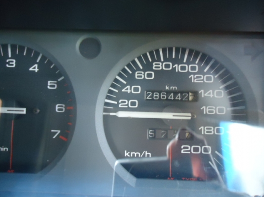 ขาย JEEP CHEROKEE 2.5 (2,500CC) MANUAL ปี97 สภาพดีเครื่องแน่นๆครับ เครื่องเดิมๆ พร้อมใช้งานครับ แอร์เย็นๆ ระบบไฟฟ้าใช้ได้หมดครับ ไม่เคยติดแก๊สครับ อยู่เชียงใหม่ ยางสี่เส้นใหม่ๆเลยครับ และสายพานใหม่ๆครับ ดูแลรักษาเครื่องยนต์ตลอด