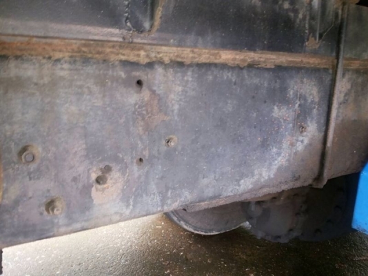 รถมิตซู 10 ล้อ FN 517 - TB 220 แรงม้า สนใจติดต่อ 081 - 6079515 รถมิตซู 10 ล้อ FN 517 - TB 220 แรงม้า สนใจติดต่อ 081 - 6079515