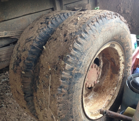 ISUZU TX 168 HP EH700 รถหัวยาวหกล้อดั๊มพ์ กระบะดั๊มพ์เหล็ก 6 ตันความยาว 4 เมตรสภาพอย่างสวย เครื่องแน่นแรงดี หัวเก๋งประตูเหล็กสภาพสวยไม่มีผุกร่อน พวงมาลัยเพาเวอร์ ช่วงล่างคัชซีสวยมากๆไม่มีบวมไม่มีดาม ยาง 9.00 ขอบ 20 สภาพดี 70\% พร้อมบรรทุกพร้อมใช้งาน เอกสาร