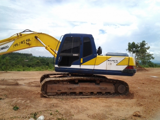 ขาย..รถแบคโฮ KOBELCO SK200-1 ( M3) รถเก่าญี่ปุ่น ใช้งานน้อยมาก เลขไมล์ 4,783 ชั่วโมง มีใบอินวอยล์ จดทะเบียนได้.