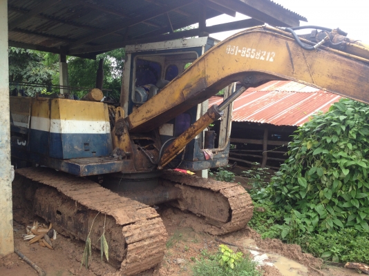 KOMATSU PC 60-2 รถเครื่องเดิมปั๊มเดิมแห้งดีทั้งคันไม่มีเยิ้ม ทำงานเร็วไม่โหลดครับพร้อมทำงานได้เลย ภายในเก๋งคอนโทรลยาวสภาพดี ภายนอกบูมอาร์มมีปะบ้างเล็กน้อย เอวแน่นดี ช่วงล่างโซ่บูทใบแทรกหนาดีประมาณ 60\% พร้อมทำงานได้เลย เอกสารสัญญาซื้อขาย ราคาต่อรองได้ครับ KOMATSU PC 60-2 รถเครื่องเดิมปั๊มเดิมแห้งดีทั้งคันไม่มีเยิ้ม ทำงานเร็วไม่โหลดครับพร้อมทำงานได้เลย ภายในเก๋งคอนโทรลยาวสภาพดี ภายนอกบูมอาร์มมีปะบ้างเล็กน้อย เอวแน่นดี ช่วงล่างโซ่บูทใบแทรกหนาดีประมาณ 60\% พร้อมทำงานได้เลย เอกสารสัญญาซื้อขาย ราคาต่อรองได้ครับ