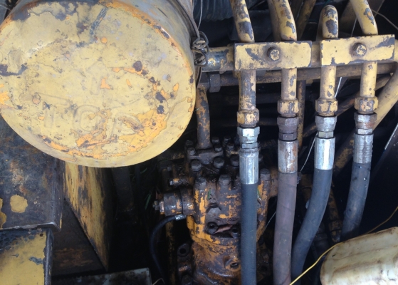 KOMATSU PC 60-2 รถเครื่องเดิมปั๊มเดิมแห้งดีทั้งคันไม่มีเยิ้ม ทำงานเร็วไม่โหลดครับพร้อมทำงานได้เลย ภายในเก๋งคอนโทรลยาวสภาพดี ภายนอกบูมอาร์มมีปะบ้างเล็กน้อย เอวแน่นดี ช่วงล่างโซ่บูทใบแทรกหนาดีประมาณ 60\% พร้อมทำงานได้เลย เอกสารสัญญาซื้อขาย ราคาต่อรองได้ครับ KOMATSU PC 60-2 รถเครื่องเดิมปั๊มเดิมแห้งดีทั้งคันไม่มีเยิ้ม ทำงานเร็วไม่โหลดครับพร้อมทำงานได้เลย ภายในเก๋งคอนโทรลยาวสภาพดี ภายนอกบูมอาร์มมีปะบ้างเล็กน้อย เอวแน่นดี ช่วงล่างโซ่บูทใบแทรกหนาดีประมาณ 60\% พร้อมทำงานได้เลย เอกสารสัญญาซื้อขาย ราคาต่อรองได้ครับ