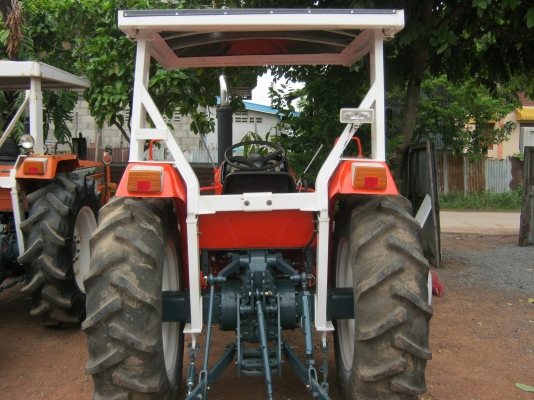 ขายด่วนรถไถนา KUBOTA L4202  4WD 4X4 เพาเวอร์เทอร์โบเก่าจากญี่ปุ่นยังไม่เคยใช้ทำงานในเมืองไทยเลยครับ...