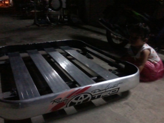 แล๊คหนังคา TOYOTA ใส่ได้ทุกรุ่นครับ กว้าง 1 เมตร ยาว 120 ซม.