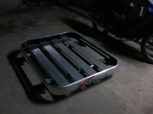 แล๊คหนังคา TOYOTA ใส่ได้ทุกรุ่นครับ กว้าง 1 เมตร ยาว 120 ซม.