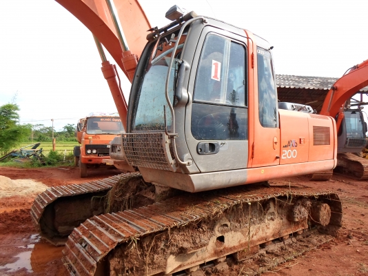 ขาย แบคโฮ HITACHI ZX 200  รถสวย ทำงานน้อย เอกสารพร้อม