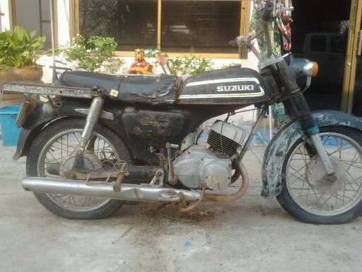 ขาย SUZUKI K 125 เดิมเต็มคัน ขายตามสภาพ มีทะเบียน ไม่โอน ราคาถูก