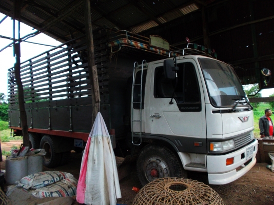 ขายด่วนรถสิบล้อHINOKT925วางเครืองHO7C185แรงม้า