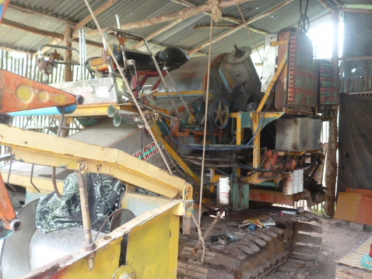 ขายรถเกี่ยว  ต  เจริญการช่าง  ราคา  450000