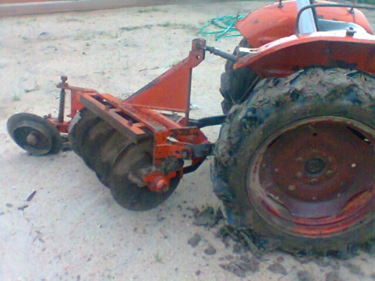 ขายรถไถนั่งขับคูโบต้าสภาพดีพร้อมผาน4