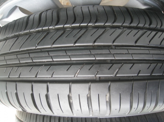 ขายล้อแม็ก Honda city ป้ายแดง 15"x5.5" et45 4รู100 + ยางปี 2213 (081-3747940)