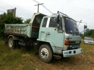 ขายรถหกล้ออิซูซุ 195 ทะเบียนขาด 4 ปี รถสวย หัวเดิมบาง รถอยู่หาดใหญ่
