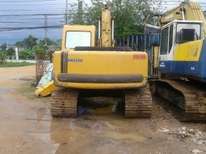 ขายโกมัสสุ 120 รุ่น 6 เอกสารพร้อมโอน ไฟฟ้าอยู่ ขาดจอ รถเต็ม ไบสวย โซ้ดี ขายโกมัสสุ 120 รุ่น 6 เอกสารพร้อมโอน ไฟฟ้าอยู่ ขาดจอ รถเต็ม ไบสวย โซ้ดี