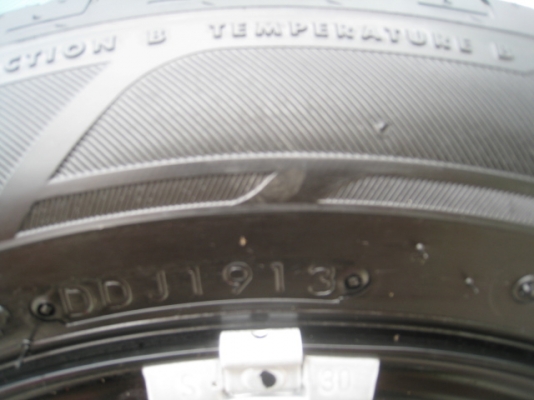 ขายกะทะล้อ Mitsubishi attrage ป้ายแดง ขอบ14 4รู100 +ยางปี 1913 (081-3747940)