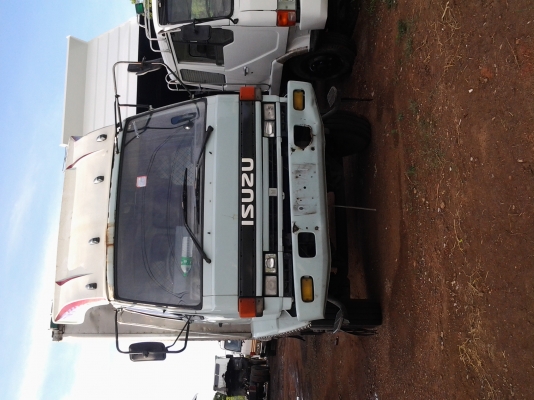 ขาย6ล้อตู้สแตนเลสบรรทุกนำแข็ง