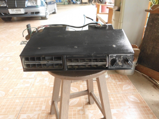 ขายตู้แอร์ มี 2 ตัว