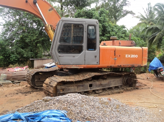 HITACHI EX 200-1 มีคลิปการทำงานให้ดูครับ
