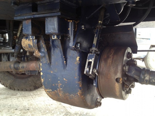 ขายรถขุดล้อยาง KOMATSU PW100-3 sn:3506  Yr.2000 สภาพดีครับใช้งานได้เลย  ราคาไม่สูงครับ โทรมานะ 085-9049669