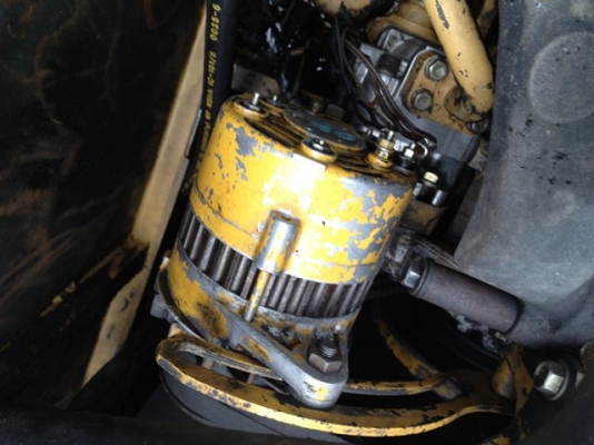 ขายรถขุดล้อยาง KOMATSU PW100-3 sn:3506  Yr.2000 สภาพดีครับใช้งานได้เลย  ราคาไม่สูงครับ โทรมานะ 085-9049669